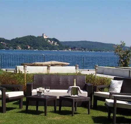 Sleeps 6 Pool T421419 *